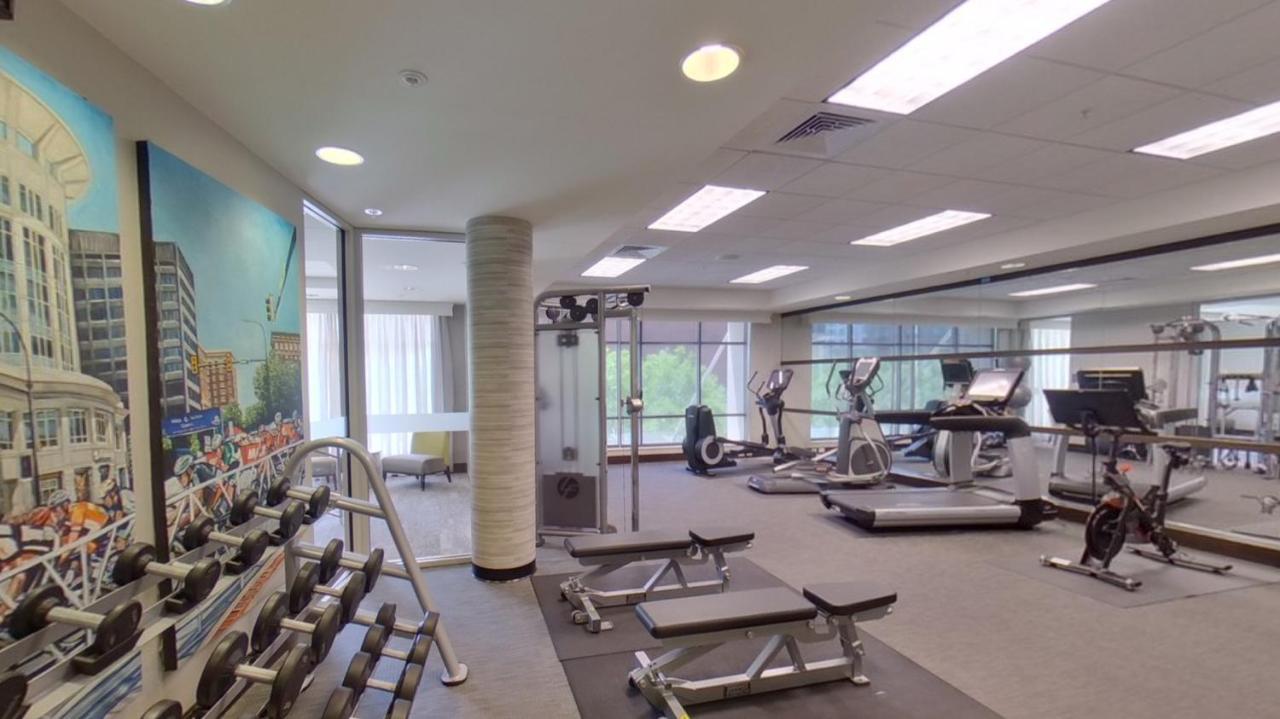 Courtyard By Marriott Greenville Downtown מראה חיצוני תמונה