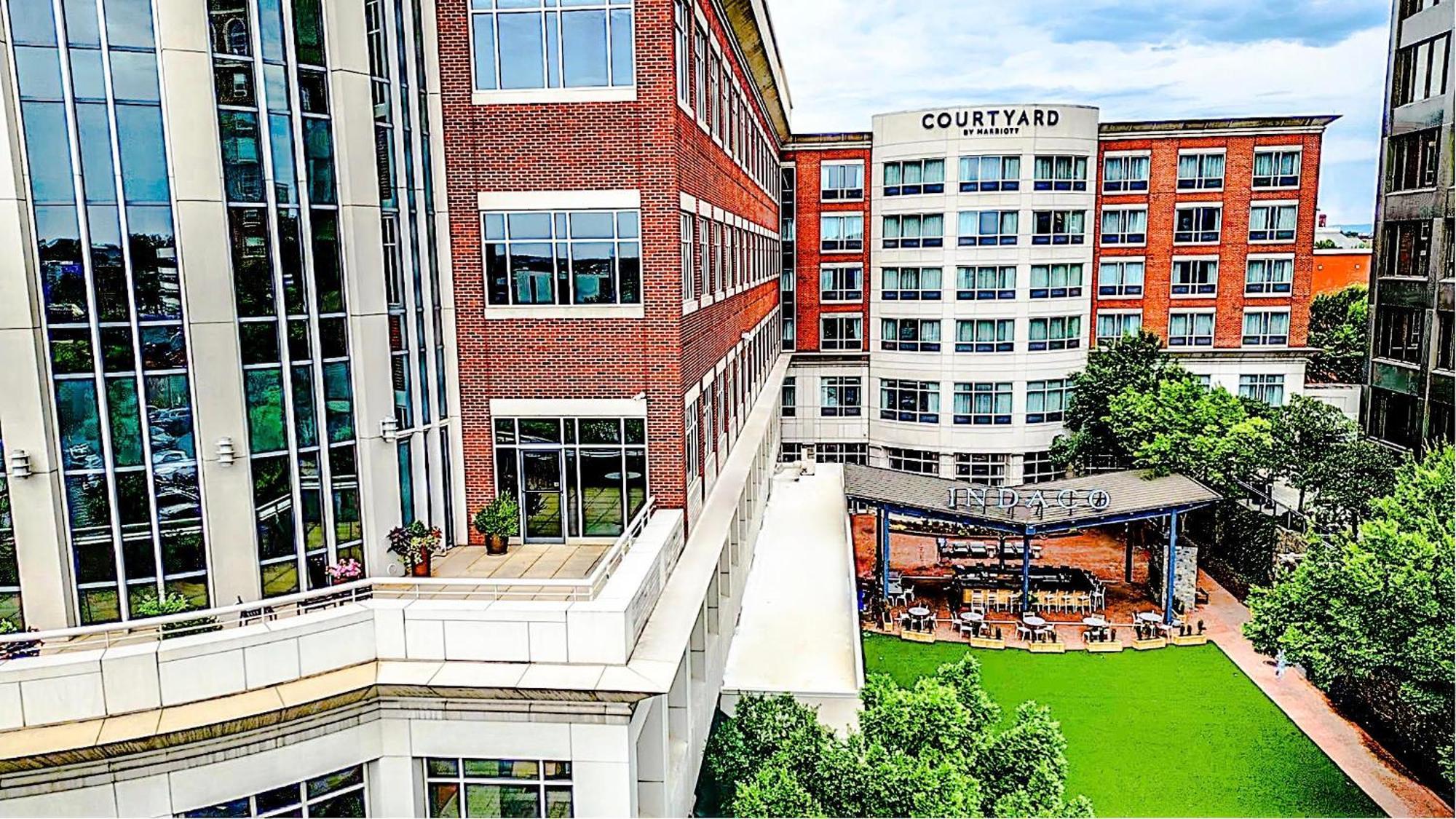 Courtyard By Marriott Greenville Downtown מראה חיצוני תמונה