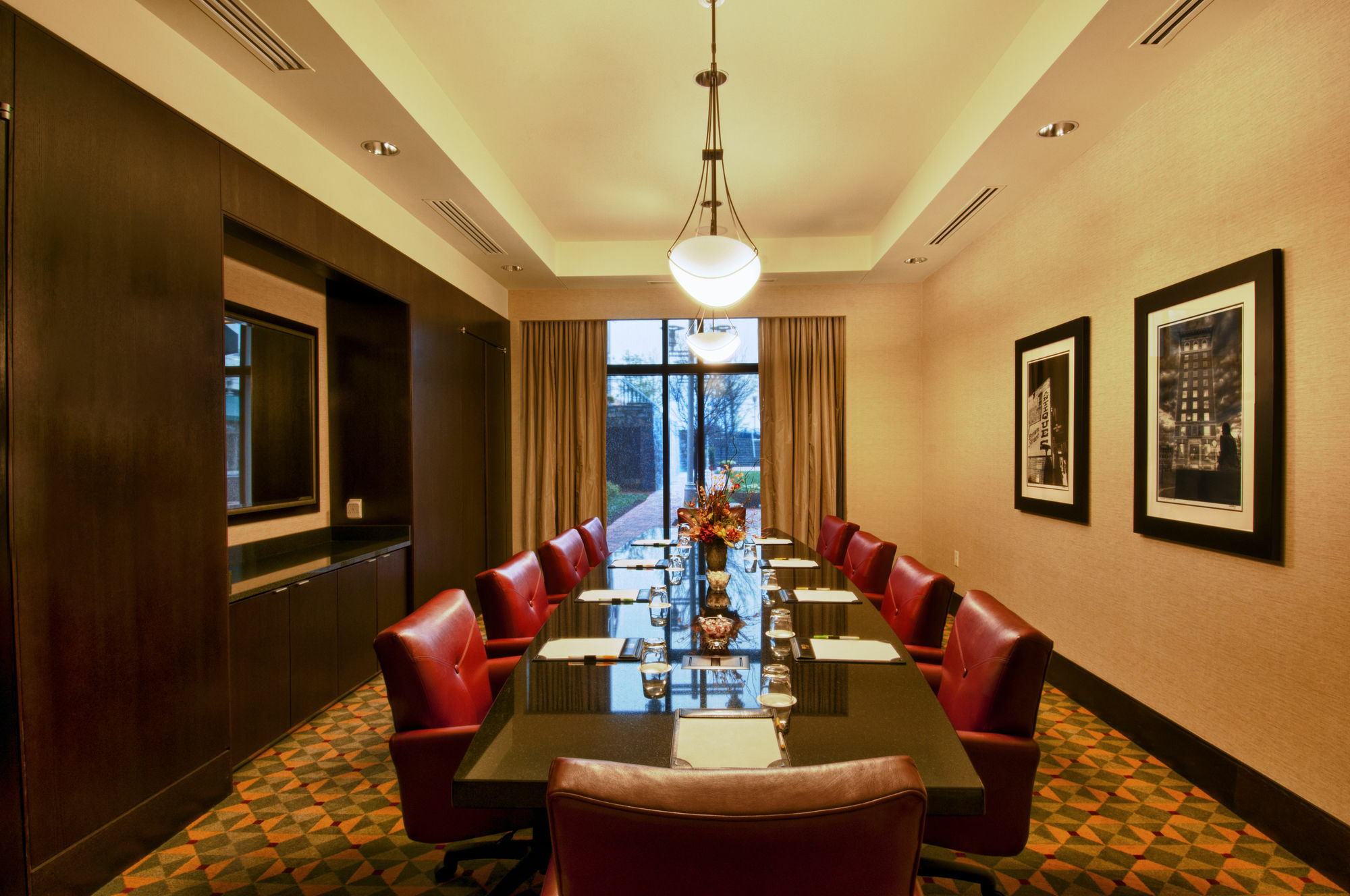 Courtyard By Marriott Greenville Downtown מראה חיצוני תמונה