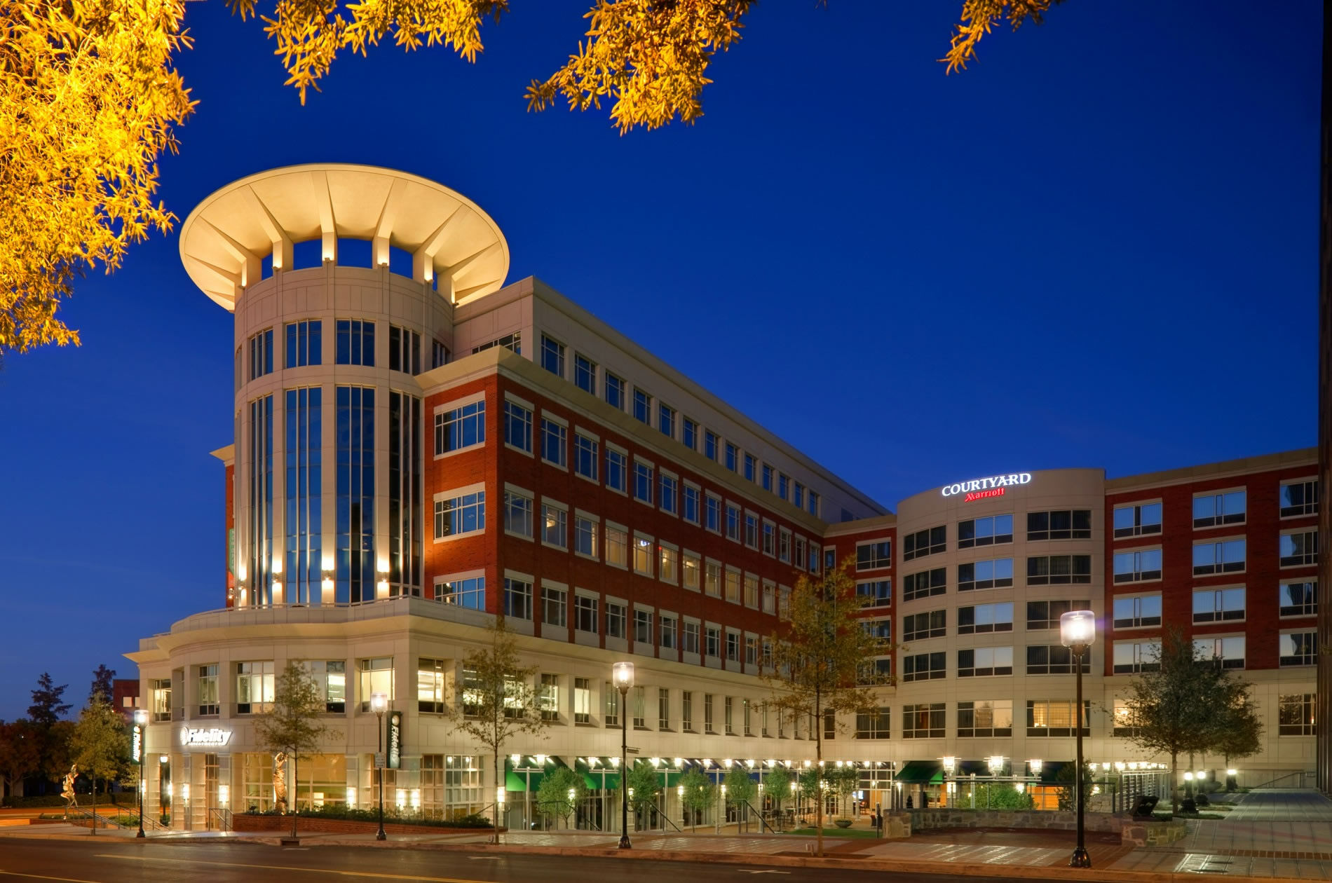 Courtyard By Marriott Greenville Downtown מראה חיצוני תמונה